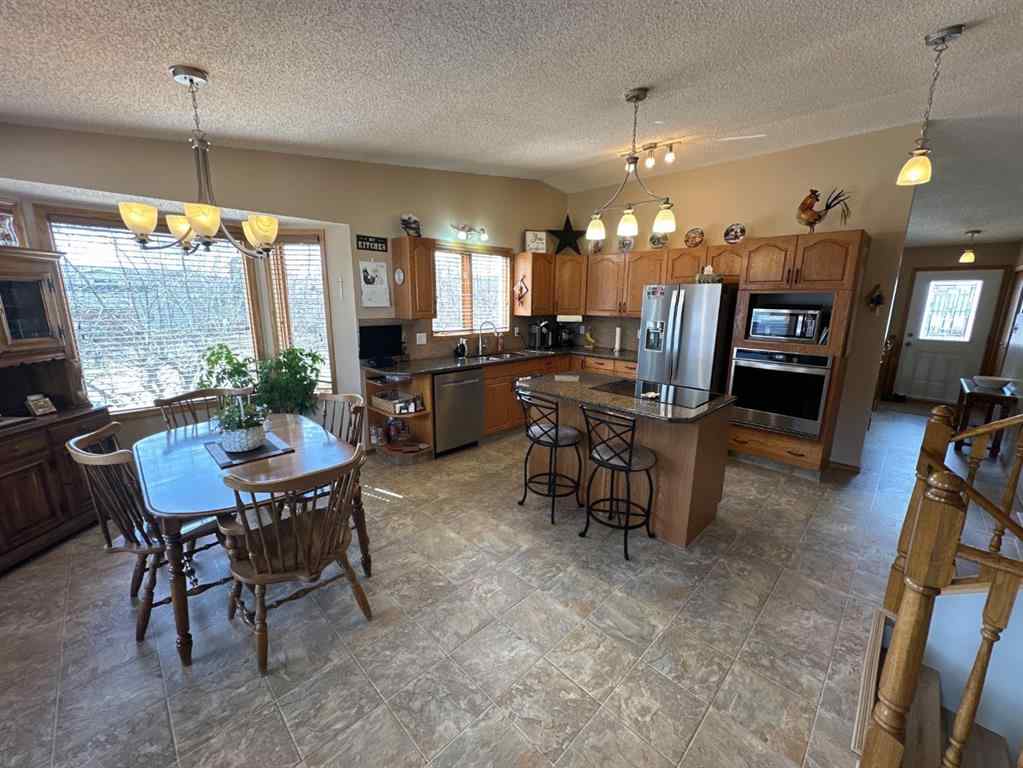 MLS® A2177028 - 7129 99A Street  in Norglen Peace River, Residential