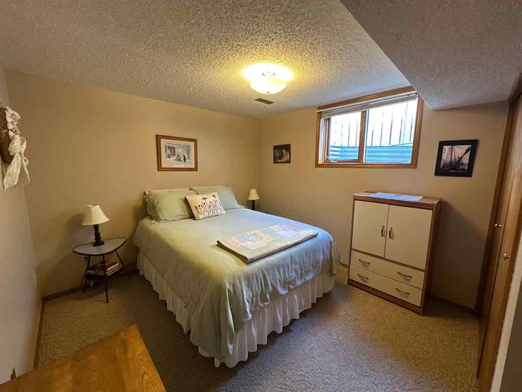 MLS® A2177028 - 7129 99A Street  in Norglen Peace River, Residential