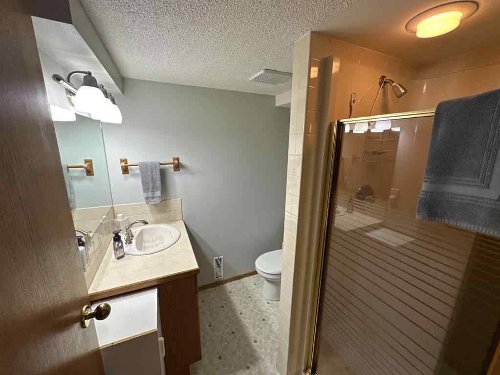 MLS® A2177028 - 7129 99A Street  in Norglen Peace River, Residential