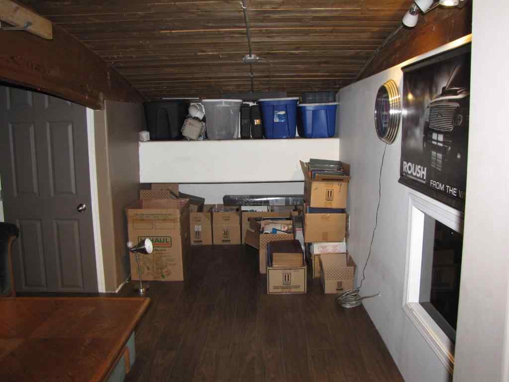 MLS® A2177338 - Unit #9 4676 61 Street  in NONE Red Deer, Commercial