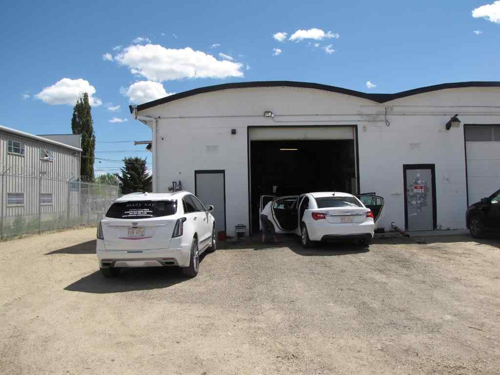 MLS® A2177338 - Unit #9 4676 61 Street  in NONE Red Deer, Commercial