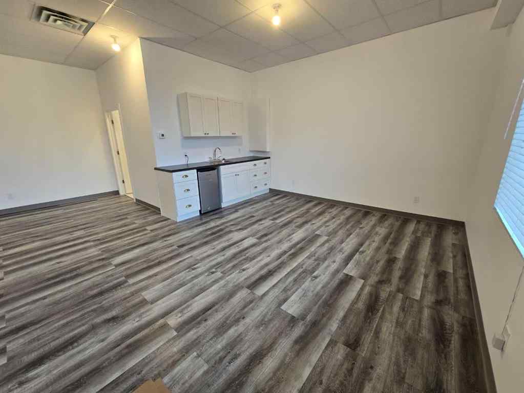 MLS® A2177490 - Unit #7 5108 52 Street  in Railyards Red Deer, Commercial