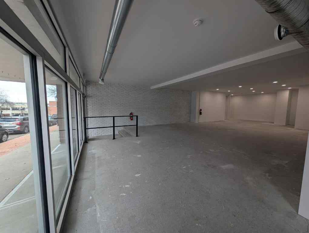 MLS® A2177502 - 533 4 Street SE in SE Hill Medicine Hat, Commercial