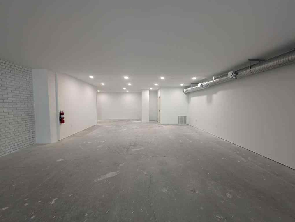 MLS® A2177502 - 533 4 Street SE in SE Hill Medicine Hat, Commercial