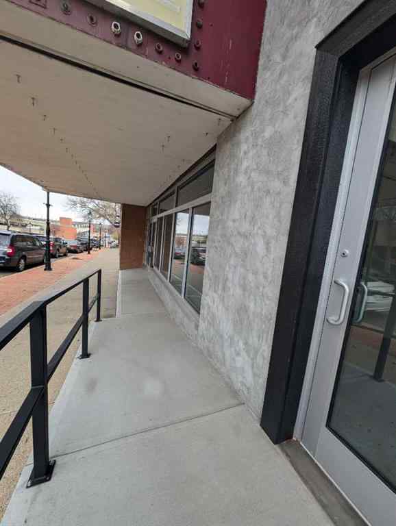 MLS® A2177502 - 533 4 Street SE in SE Hill Medicine Hat, Commercial