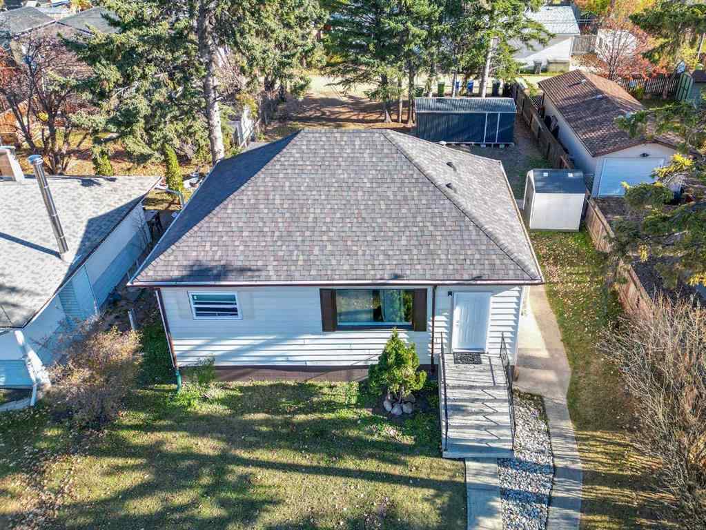 MLS® A2177915 - 4209 43 Avenue  in Grandview Red Deer, Residential