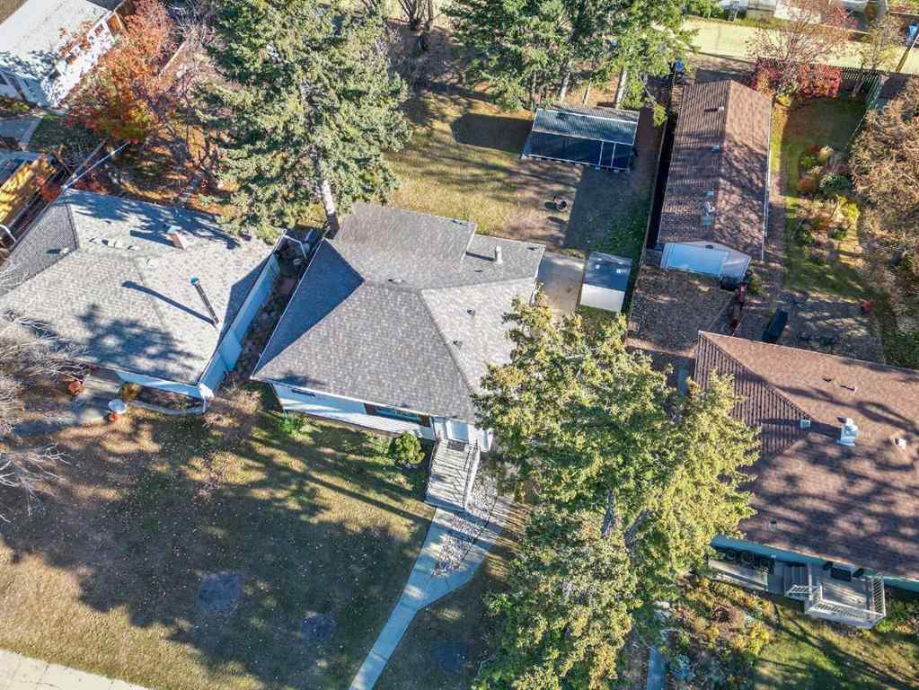 MLS® A2177915 - 4209 43 Avenue  in Grandview Red Deer, Residential
