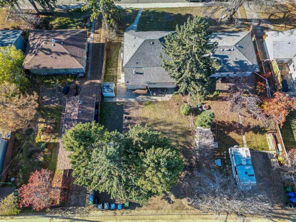 MLS® A2177915 - 4209 43 Avenue  in Grandview Red Deer, Residential
