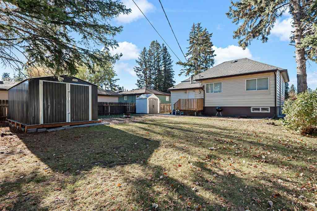 MLS® A2177915 - 4209 43 Avenue  in Grandview Red Deer, Residential