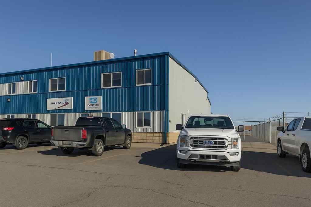 MLS® A2177935 - Unit #3 8 Gateway Boulevard  in Gateway Industrial Park Rural Clearwater County, Commercial
