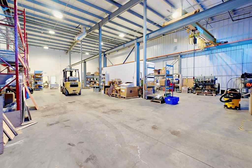 MLS® A2177935 - Unit #3 8 Gateway Boulevard  in Gateway Industrial Park Rural Clearwater County, Commercial