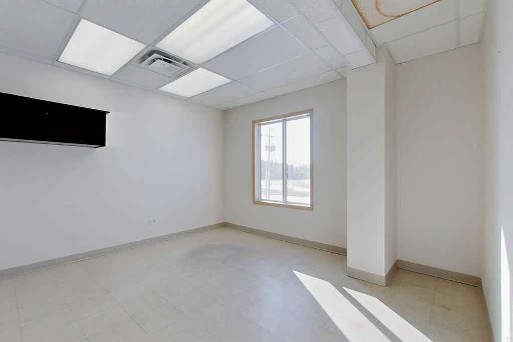 MLS® A2177935 - Unit #3 8 Gateway Boulevard  in Gateway Industrial Park Rural Clearwater County, Commercial