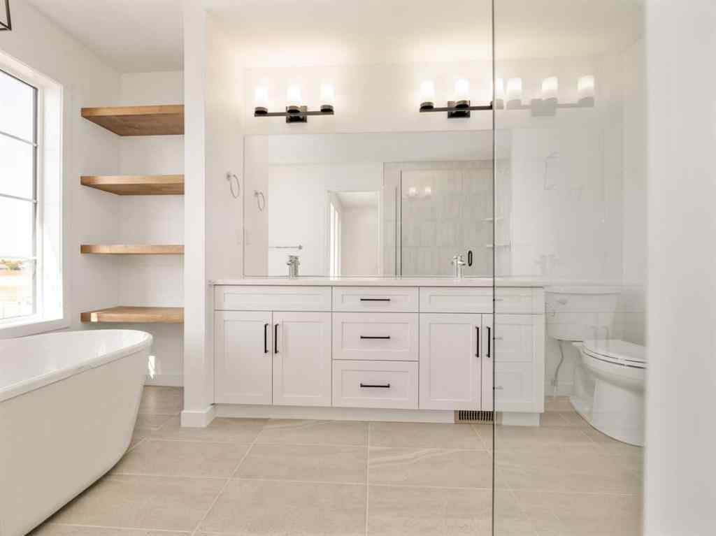 MLS® A2177964 - 2515 44 Street S in Discovery Lethbridge, Residential