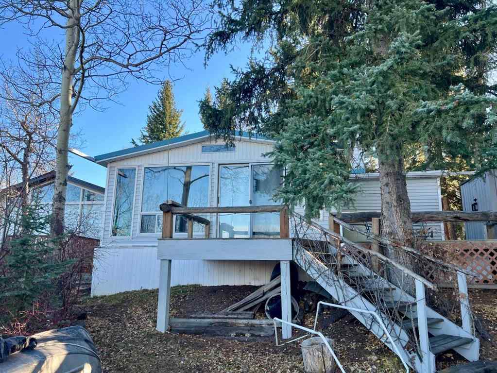 MLS® A2177979 - 4 Lee Lake Road  in NONE Rural Pincher Creek No. 9, M.D. of, Residential