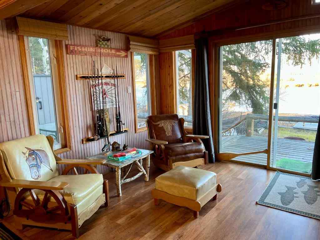 MLS® A2177979 - 4 Lee Lake Road  in NONE Rural Pincher Creek No. 9, M.D. of, Residential