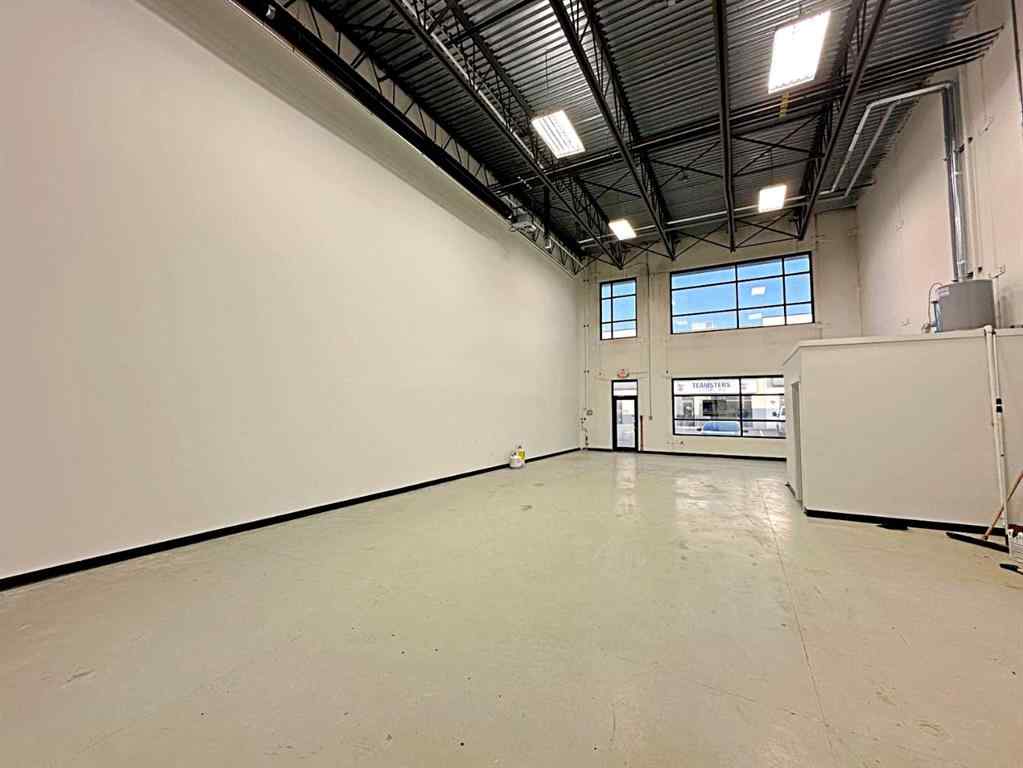 MLS® A2178069 - Unit #206 400 Mackenzie Boulevard  in Mackenzie Park Fort McMurray, Commercial