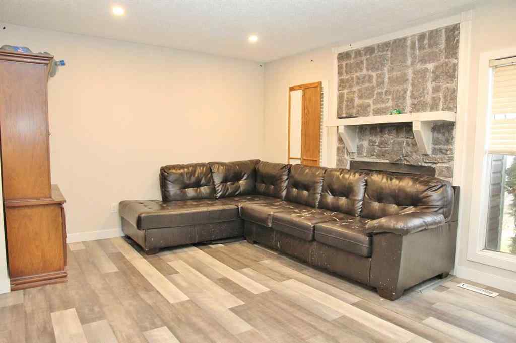 MLS® A2178183 - 104 4 Street E in NONE Lashburn, Residential