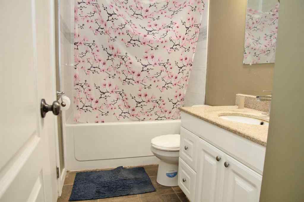 MLS® A2178183 - 104 4 Street E in NONE Lashburn, Residential