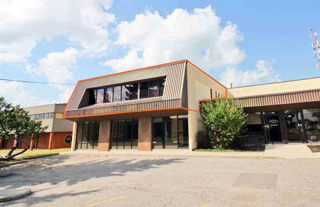 MLS® A2178275 - 2182 39 Avenue NE in North Airways Calgary, Commercial