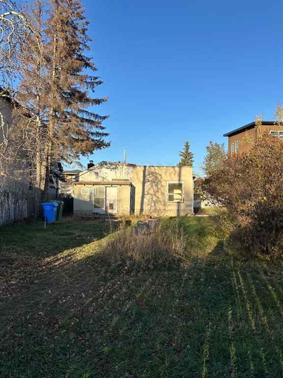 MLS® A2178544 - 6623 Bow Crescent NW in Bowness Calgary, Residential