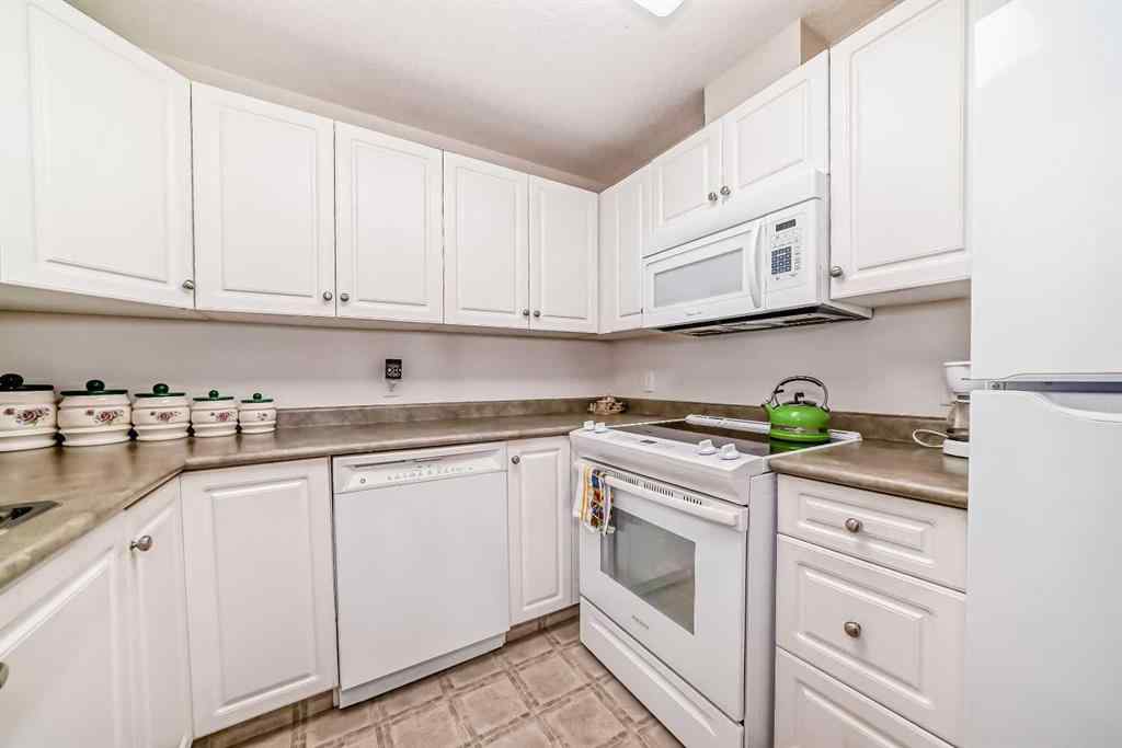 MLS® A2178551 - Unit #334 5000 Somervale Court SW in Somerset Calgary, Residential