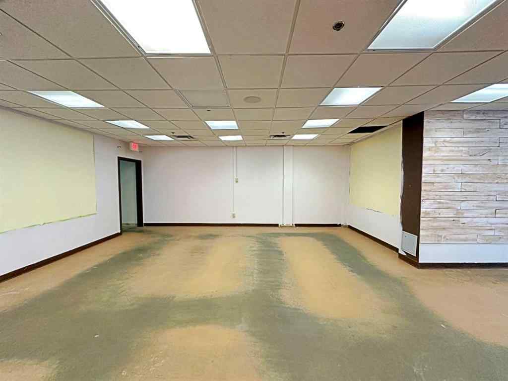 MLS® A2178833 - Unit #4 122 Millennium Drive  in Timberlea Fort McMurray, Commercial