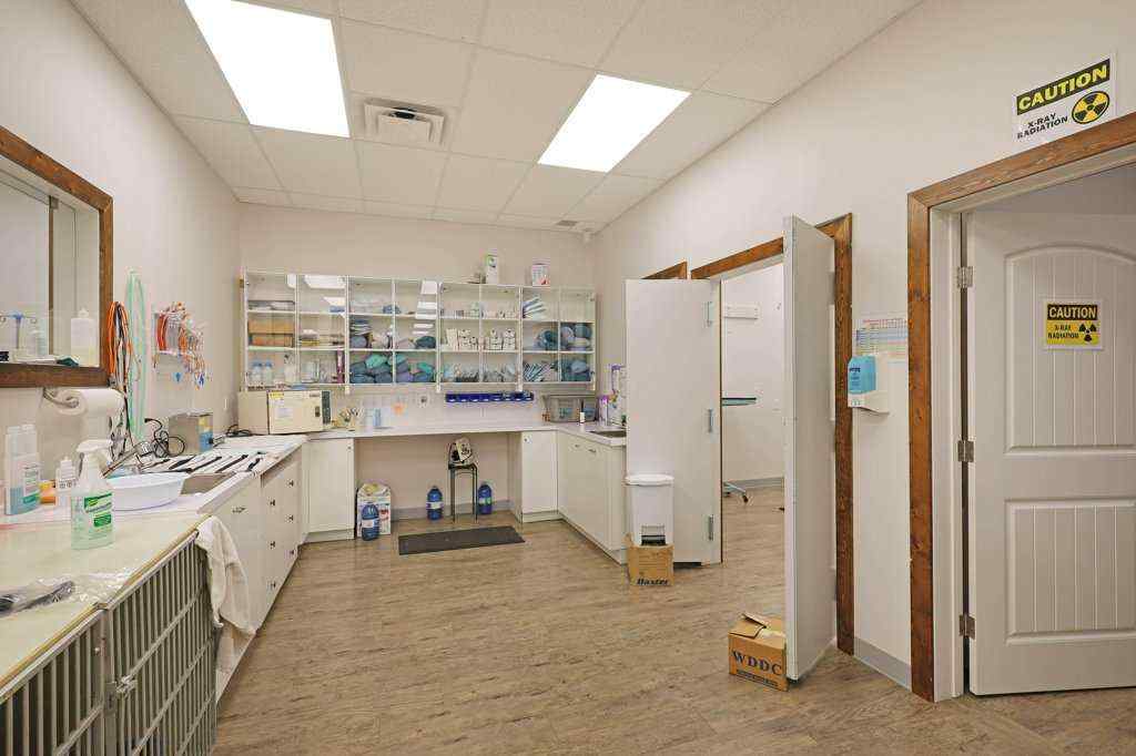 MLS® A2178921 - 50 Upland Boulevard W in Central Brooks, Commercial