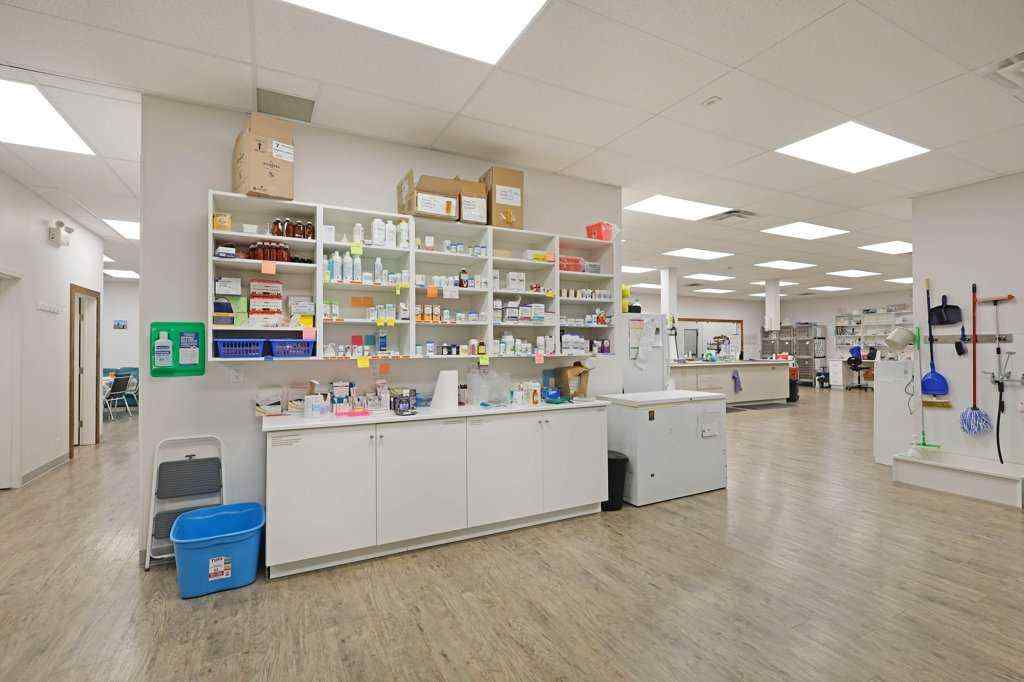 MLS® A2178921 - 50 Upland Boulevard W in Central Brooks, Commercial