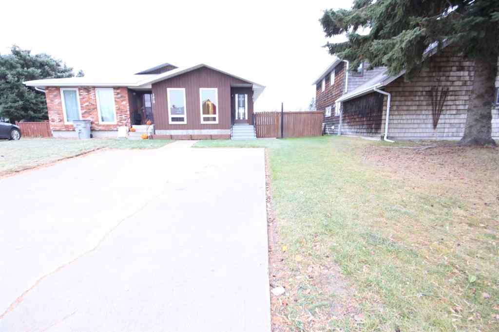 MLS® A2178947 - 1617 4 Avenue  in NONE Wainwright, Residential