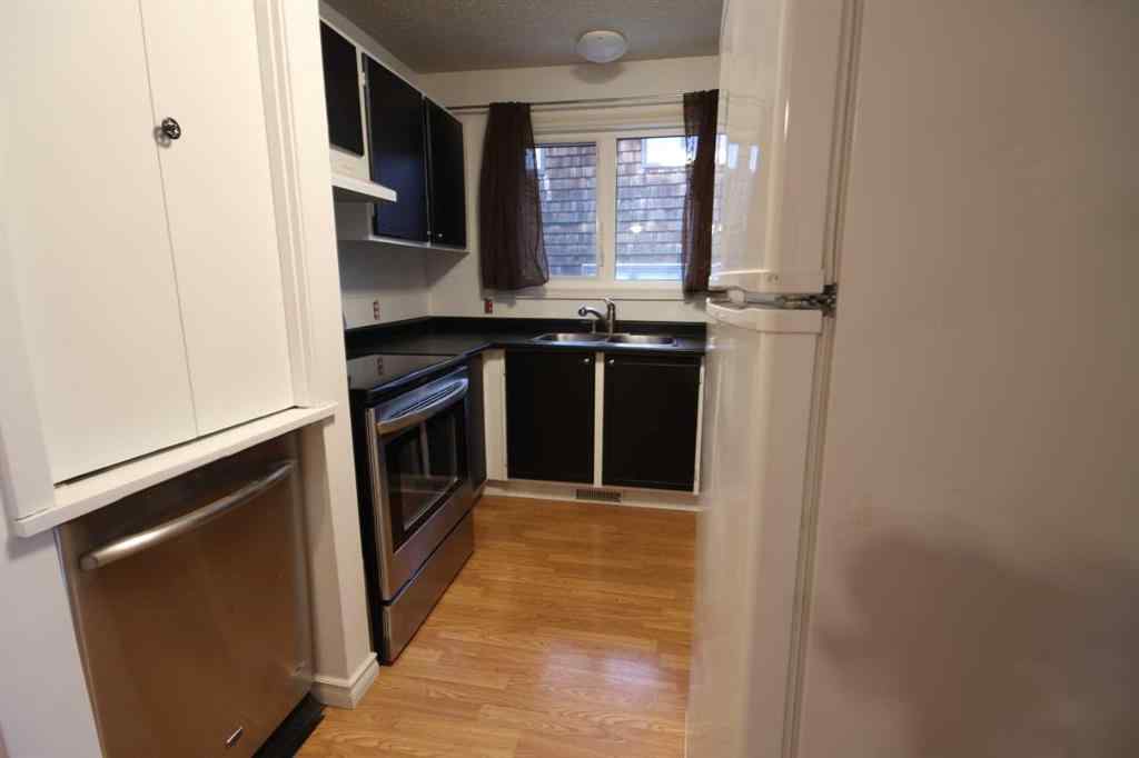MLS® A2178947 - 1617 4 Avenue  in NONE Wainwright, Residential