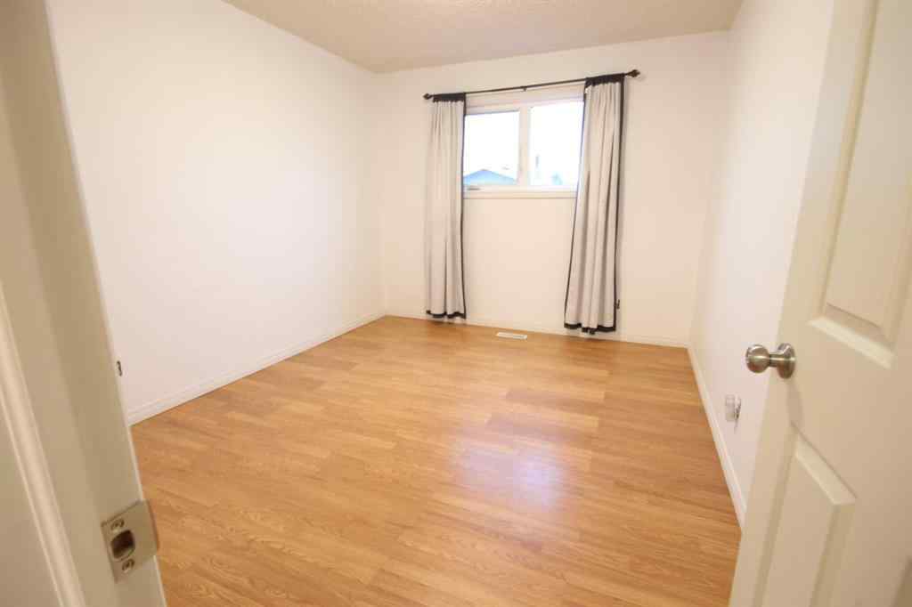 MLS® A2178947 - 1617 4 Avenue  in NONE Wainwright, Residential