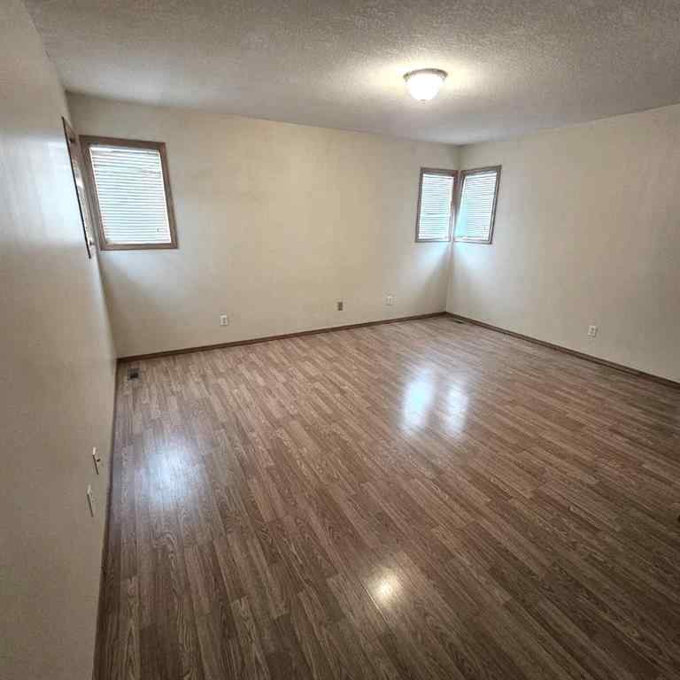 MLS® A2179001 - 9517 91 Street  in Lac La Biche Lac La Biche, Residential