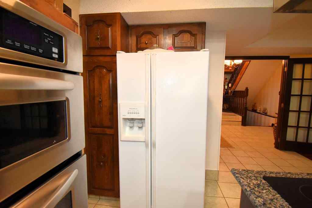 MLS® A2179032 - 105 MCPHERSON Square  in Hillcrest Hinton, Residential