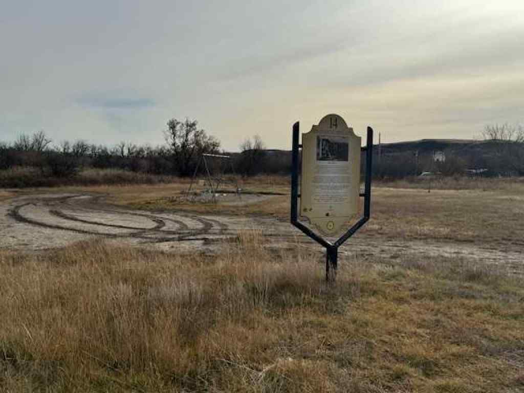 MLS® A2179461 - 670 Center Street  in Cambria Drumheller, Land