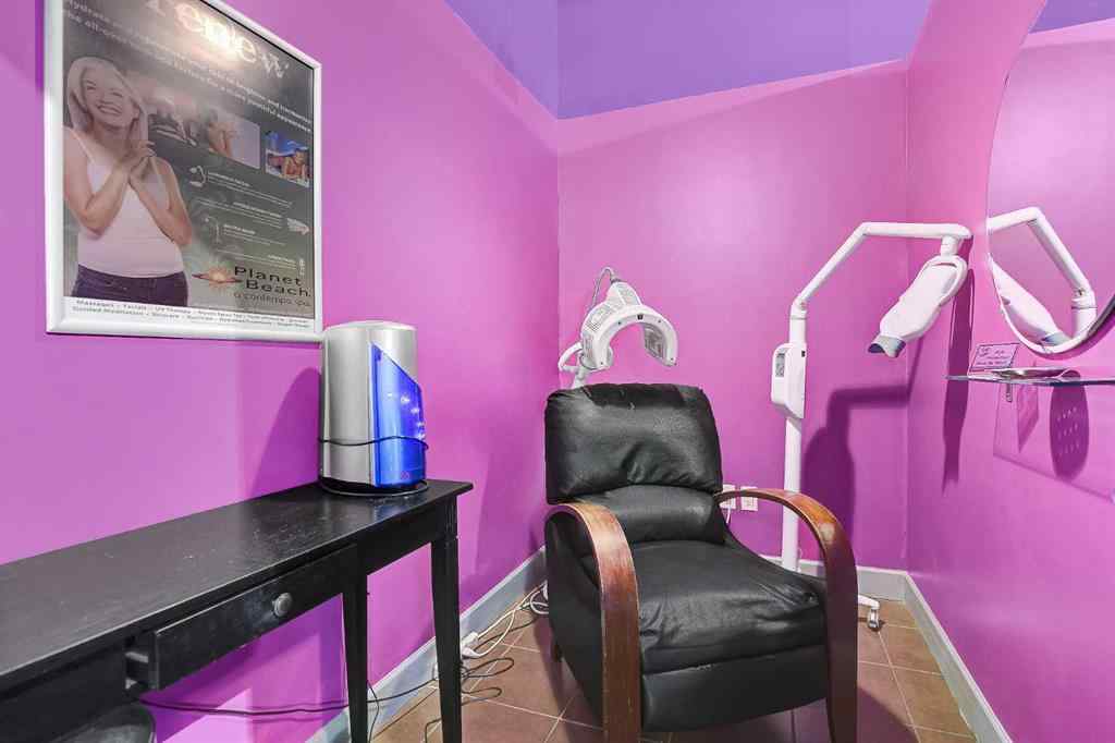 MLS® A2179478 - Unit #105 9505 Resources Road   in Resources Industrial Park Grande Prairie, Commercial