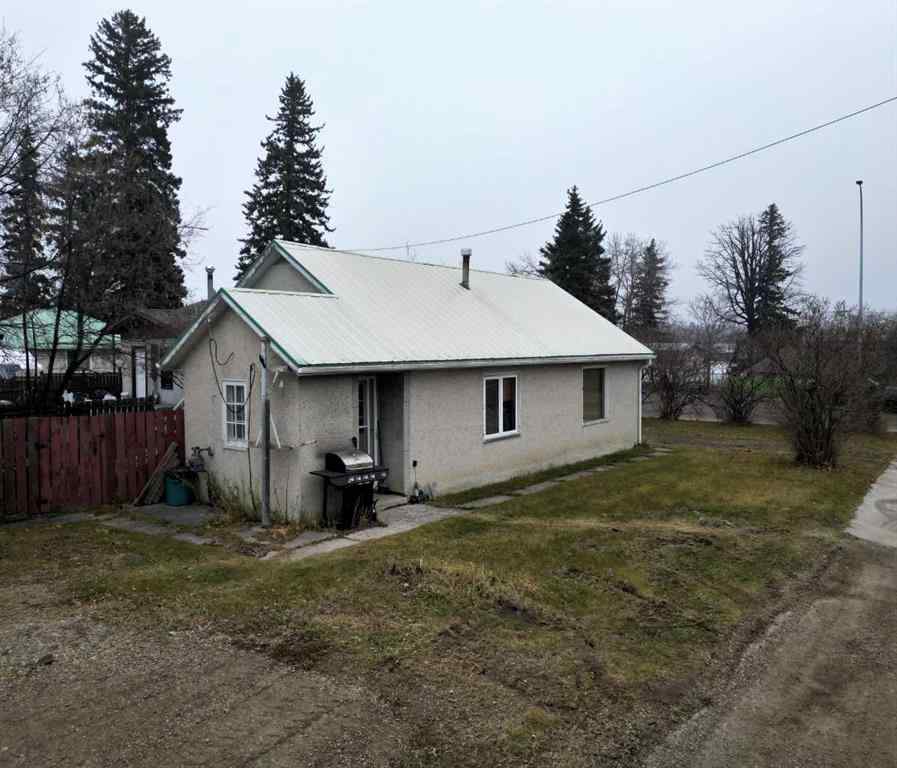 MLS® A2179613 - 4618-4622 4 Avenue  in NONE Edson, Commercial
