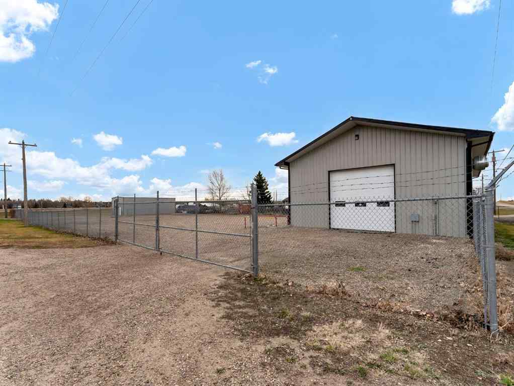 MLS® A2179683 - 1006 2 Avenue  in Dunmore Industrial Dunmore, Commercial