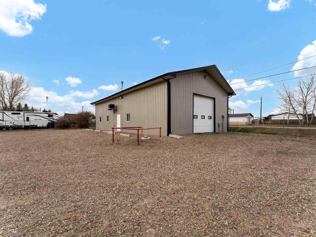 MLS® A2179683 - 1006 2 Avenue  in Dunmore Industrial Dunmore, Commercial