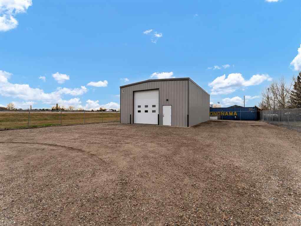 MLS® A2179683 - 1006 2 Avenue  in Dunmore Industrial Dunmore, Commercial
