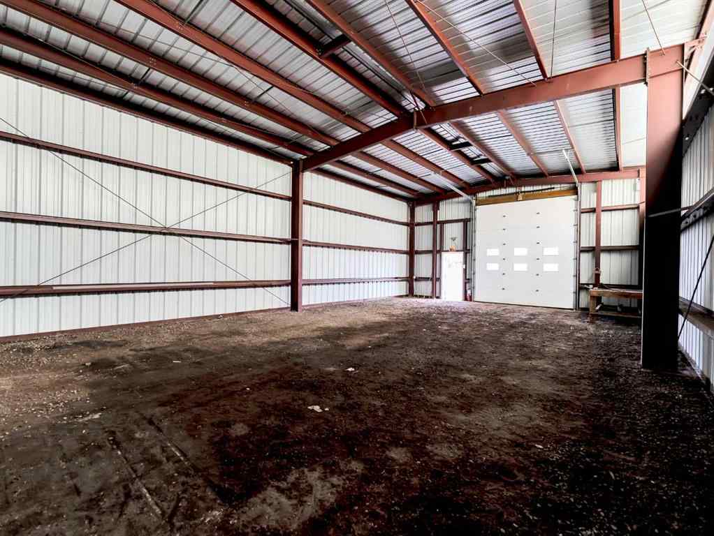MLS® A2179683 - 1006 2 Avenue  in Dunmore Industrial Dunmore, Commercial