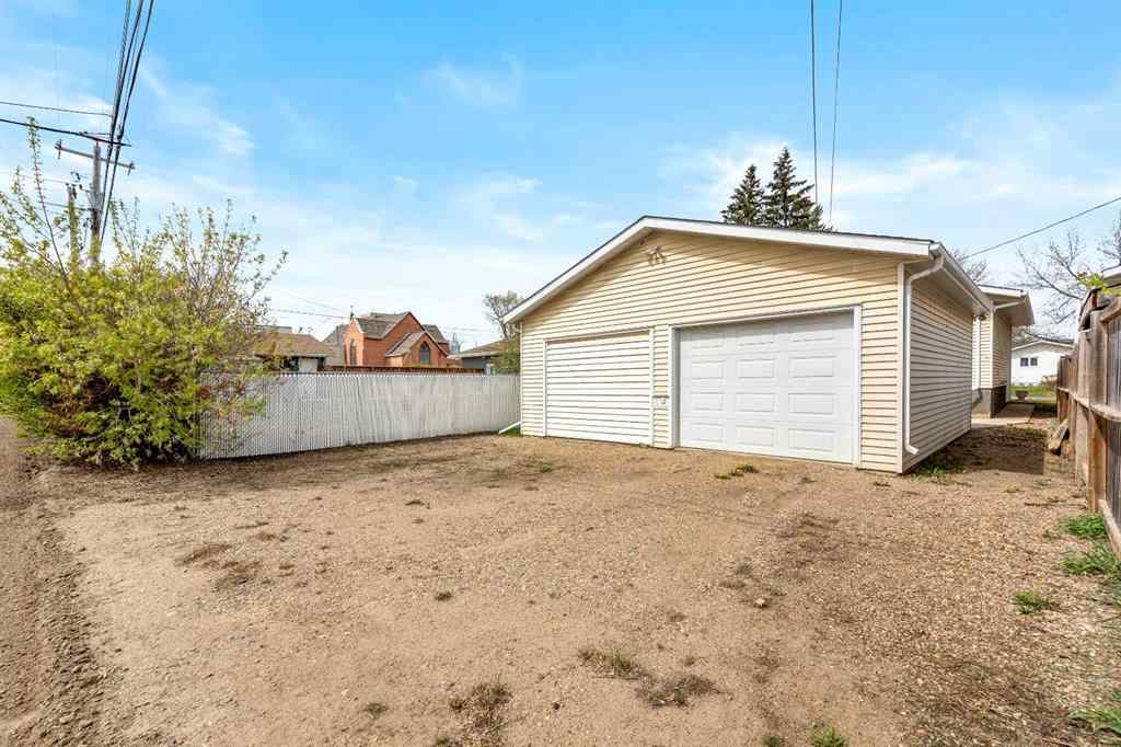 MLS® A2179866 - 4821 48 Street  in Central Business District Lloydminster, Residential