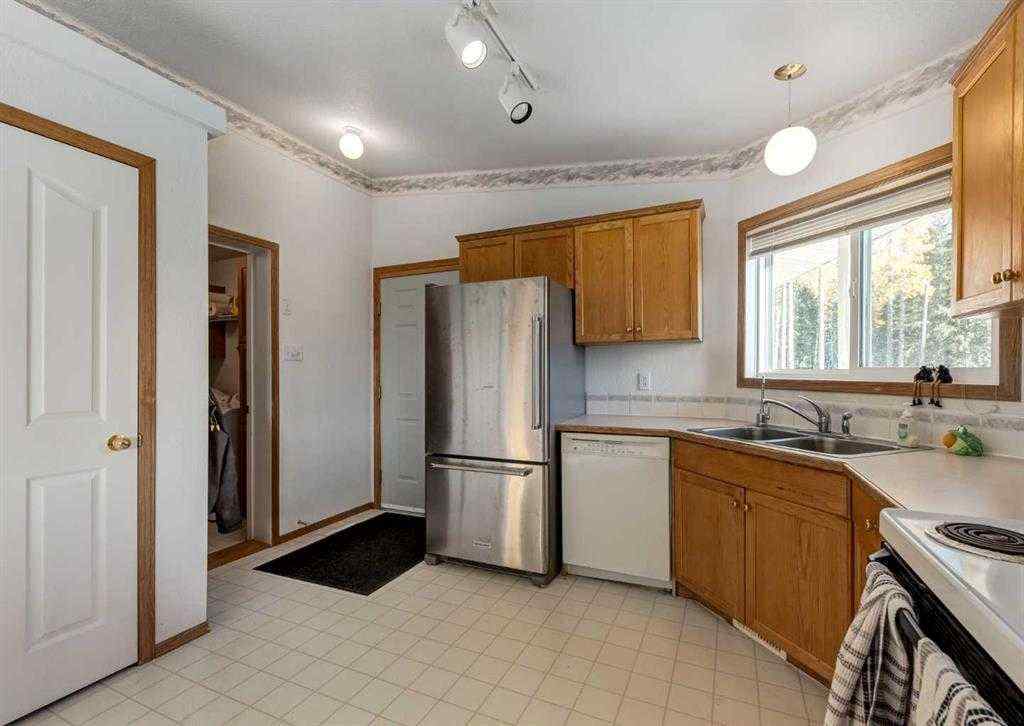 MLS® A2180249 - 33567 Highway 584   in NONE Rural Mountain View County, Residential