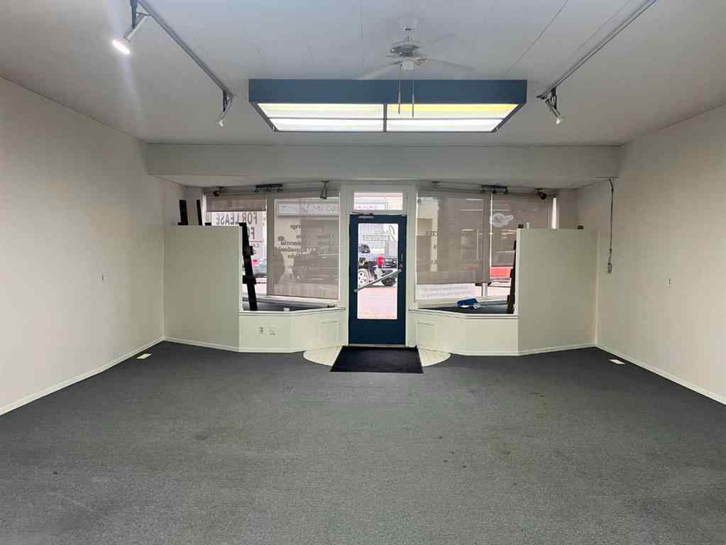 MLS® A2180334 - 5012 50 ave.   in Central Ponoka Ponoka, Commercial