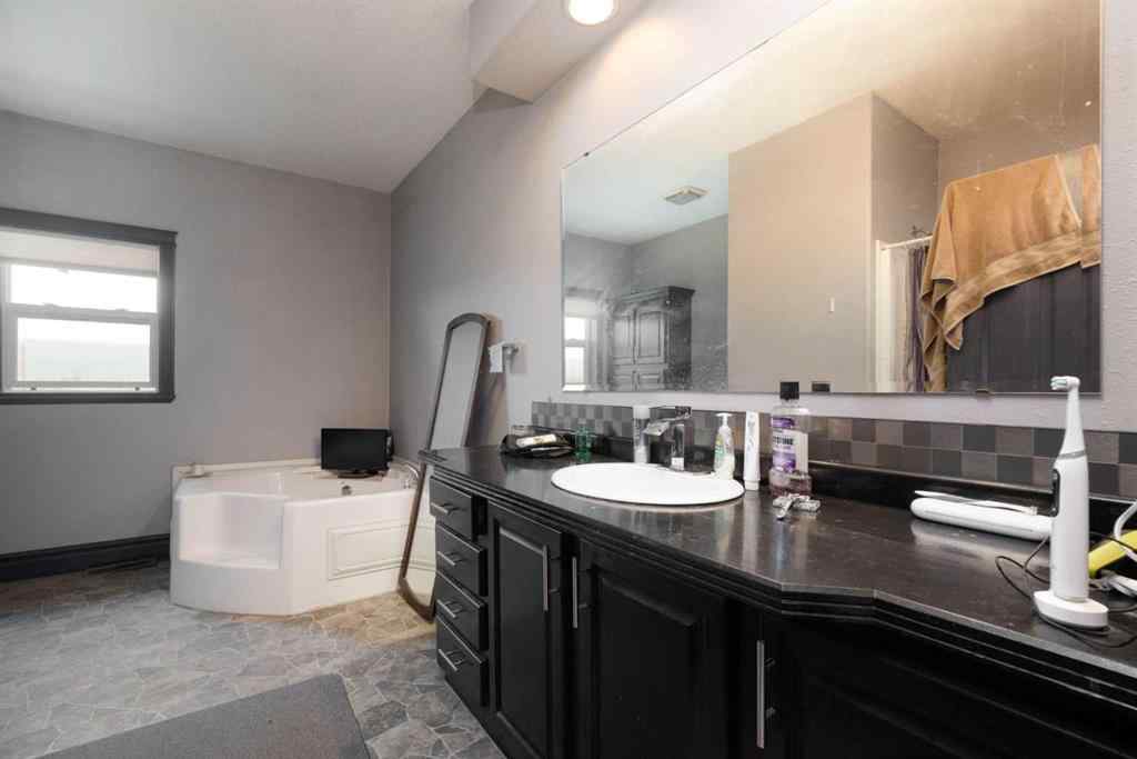 MLS® A2180430 - 5627 Draper Road  in Waterways Fort McMurray, Residential