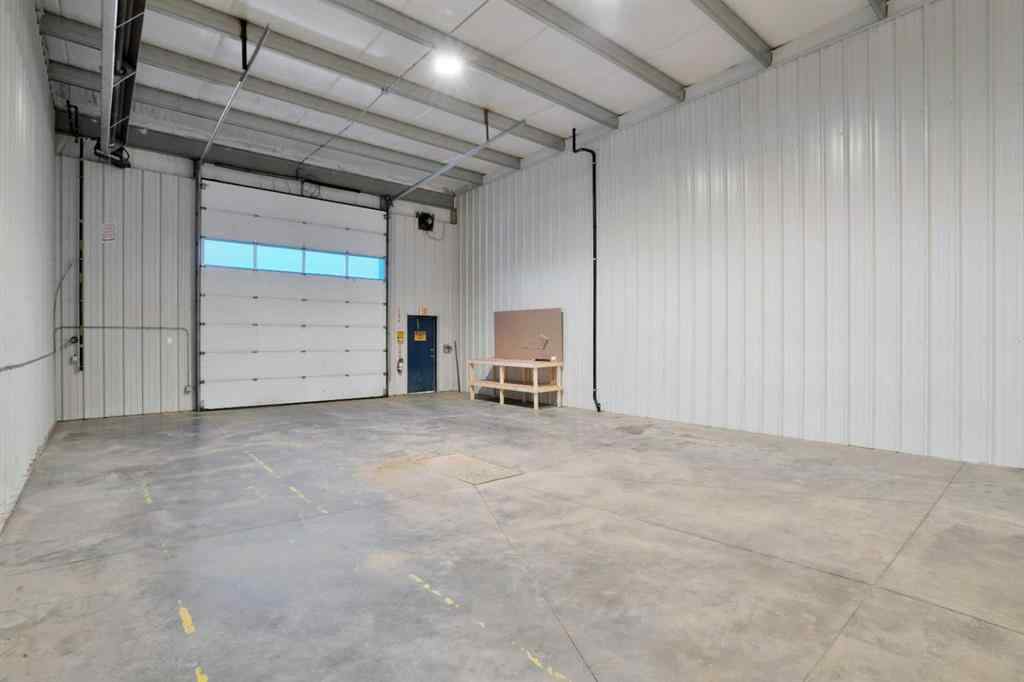 MLS® A2180523 - Unit #5 8 Gateway Boulevard  in Gateway Industrial Park Rural Clearwater County, Commercial