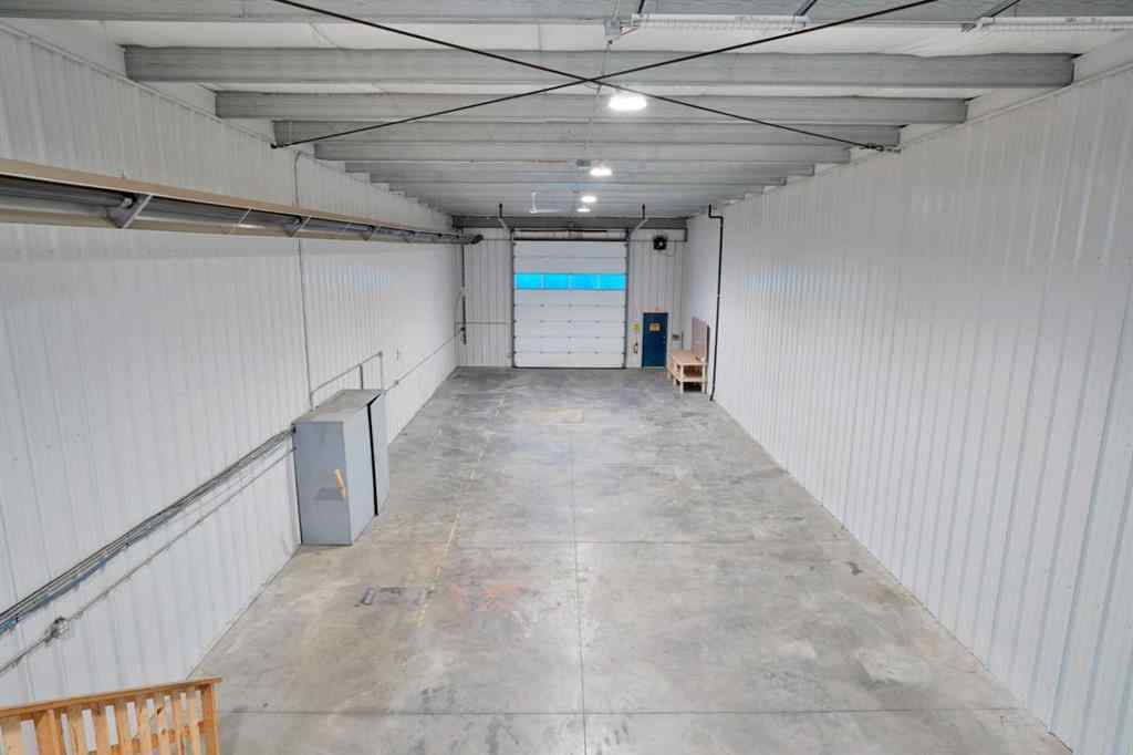MLS® A2180523 - Unit #5 8 Gateway Boulevard  in Gateway Industrial Park Rural Clearwater County, Commercial