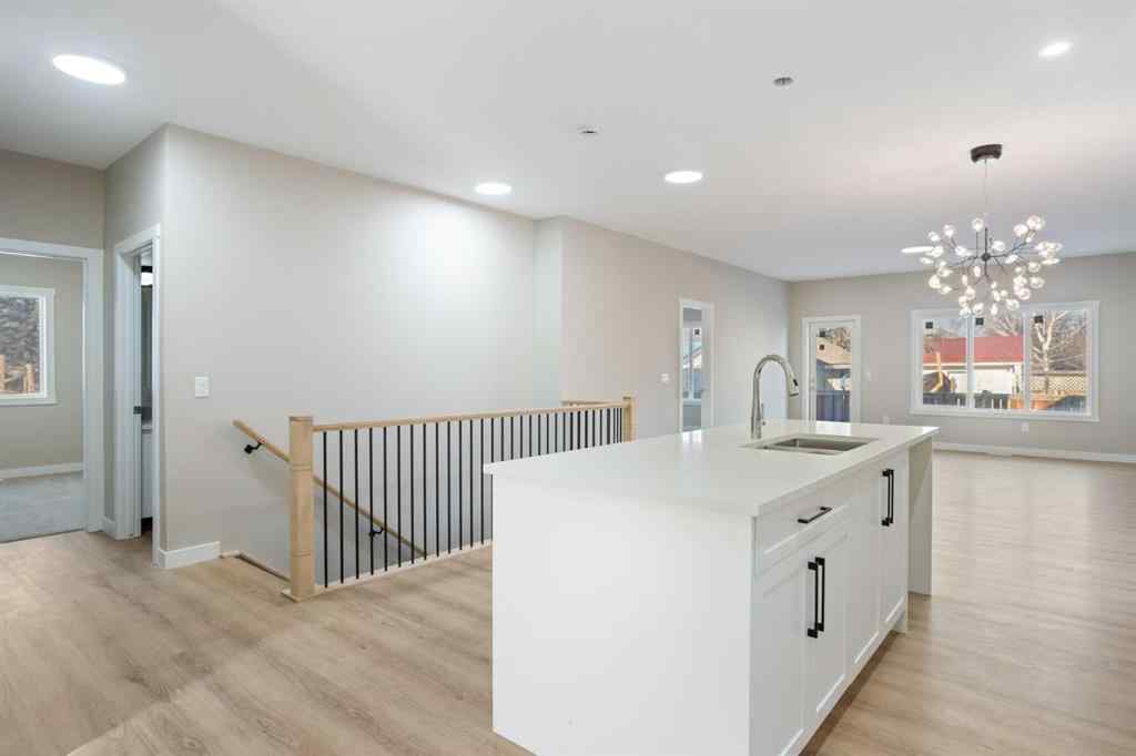 MLS® A2180608 - 906 Macleod Trail SW in McLaughlin Meadows High River, Residential