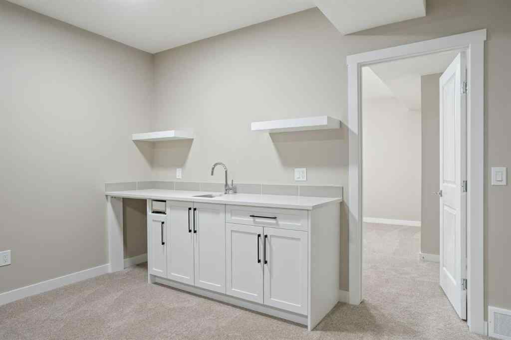 MLS® A2180608 - 906 Macleod Trail SW in McLaughlin Meadows High River, Residential