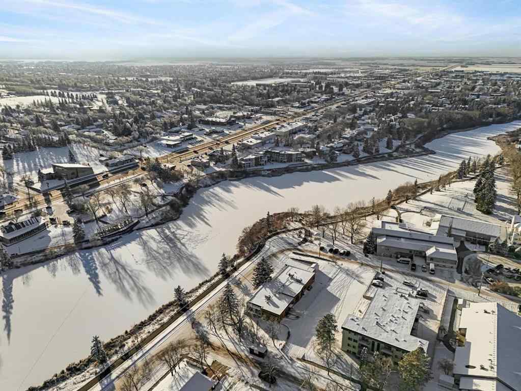 MLS® A2180641 - 5402 48A Avenue  in Downtown Camrose Camrose, Commercial