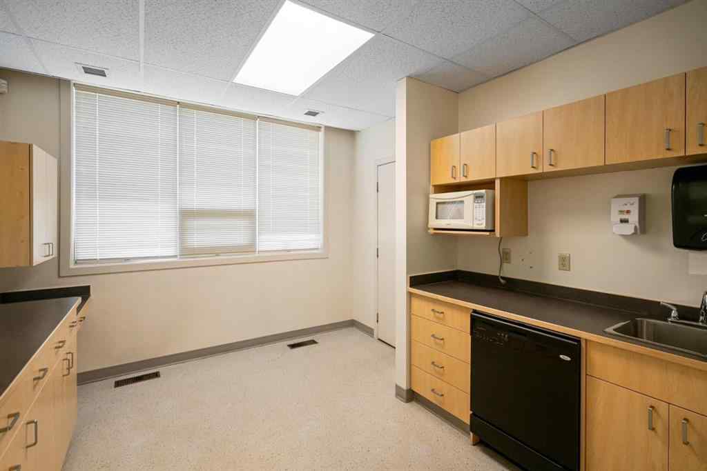 MLS® A2180641 - 5402 48A Avenue  in Downtown Camrose Camrose, Commercial